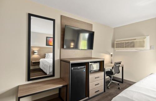 Waterville Hotel | The Elmwood