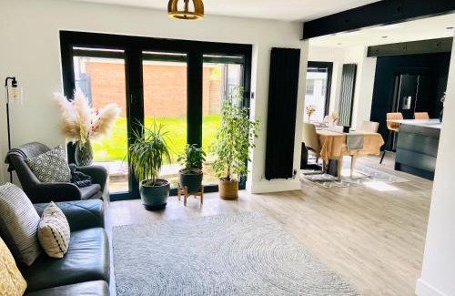 Ely House | The Ely Retreat