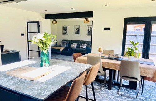 Ely House | The Ely Retreat