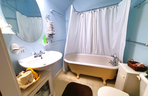 Cornish Apartment | The Emily Anne House