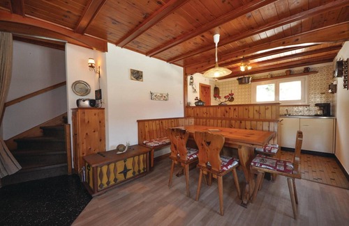 Buerchen House | The enchanting Stockji holiday chalet is located on the edge of the Bürchen chalet zone.