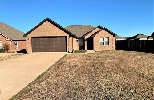 Jonesboro House | The Escape - Executive/Vacation Rental Home
