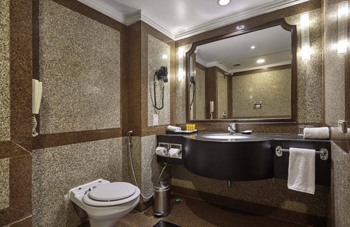 New Baneshwor Hotel | The Everest Hotel Kathmandu