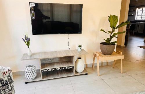 Gaborone Apartment | The Exec Home Self Catering Villa
