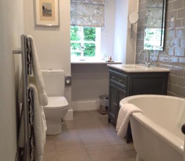 Cromarty Bed & Breakfast | The Factor's House
