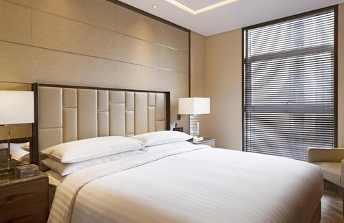 Yanta Qu Hotel | The Fairway Place, Xi'an - Marriott Executive Apartments