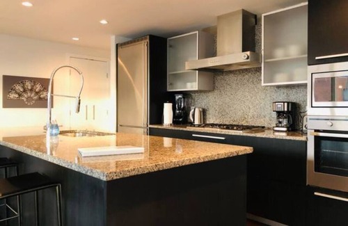 Downtown Victoria Condo | The Falls by Victoria Royal Vacations