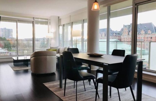 Downtown Victoria Condo | The Falls by Victoria Royal Vacations