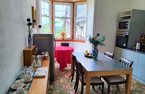 Lairg House | The Falls - Value Rooms at Aultnagar Estate