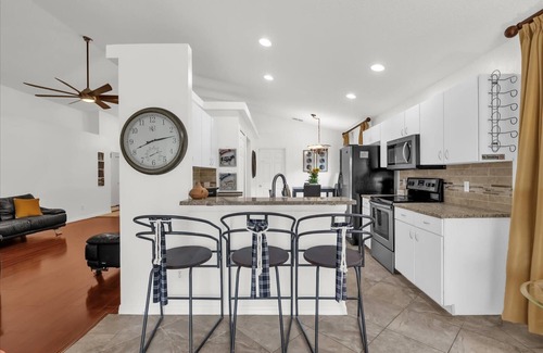 Florida Pines House | The Family Serenity Pineview Retreat home