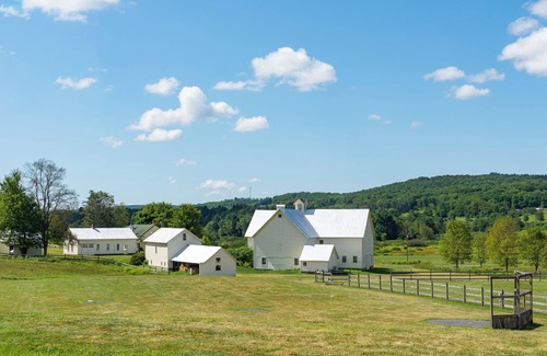 Hartwick House | The Farm at Valley View- An elegant Wedding & Event Venue