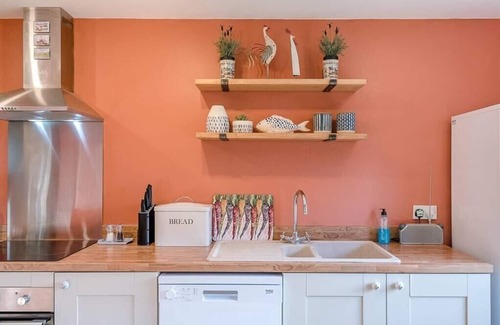 Framlingham House | The Farmhouse at Boundary Farm, Framlingham