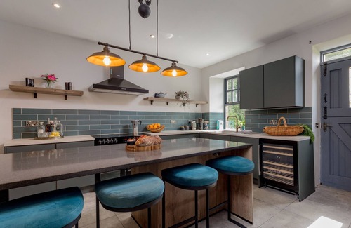 Buchlyvie House | The Farmhouse, Decadently chic farmhouse & hot tub