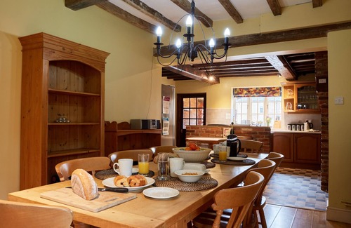 Dalbury Lees Cottage | The Farmhouse
