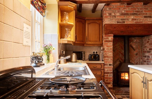 Dalbury Lees Cottage | The Farmhouse