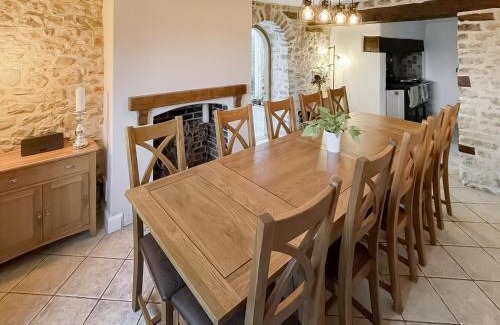 Honiton House | The Farmhouse, Ley Farm