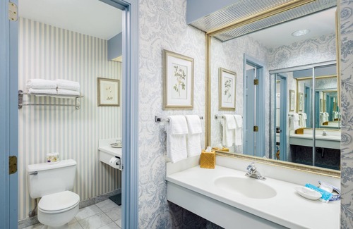 Farmington Hotel | The Farmington Inn & Suites