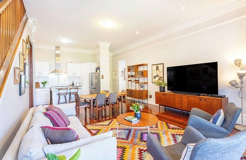 Mount Lawley House | The Federation Cottage - Executive Escapes