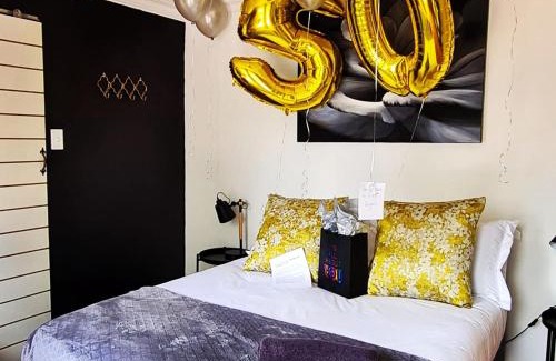 Tsantsabane House | The Fellows Guest Accommodation