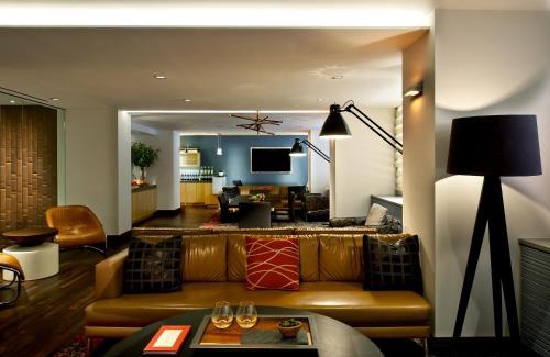 Turtle Bay Hotel | The Fifty Sonesta Hotel New York