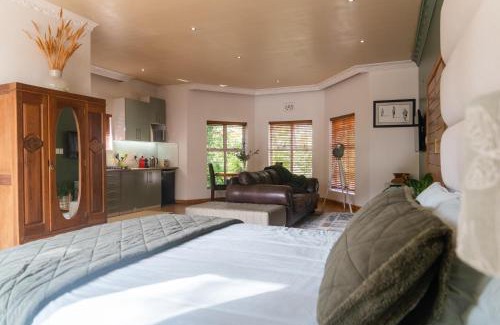 Newlands Apartment | The Finsbury , Newlands