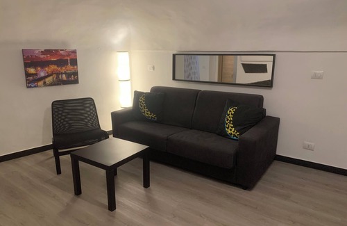 San Vincenzo Apartment | The First Prion spacious and welcoming, in the vibrant heart of the Old Town