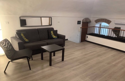 San Vincenzo Apartment | The First Prion spacious and welcoming, in the vibrant heart of the Old Town
