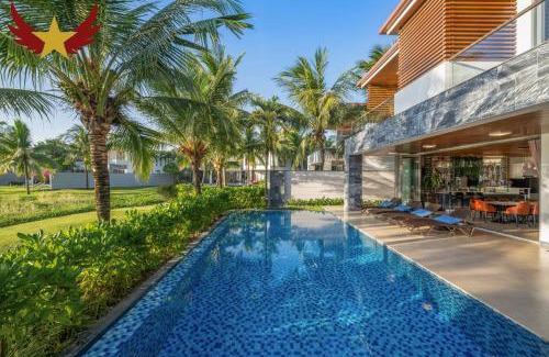 Ngu Hanh Son Villa | The Five Stars Villa 8 Bedrooms Beachfront
