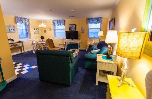 North End Hotel | The Flanders Hotel