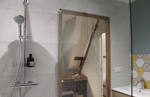 Vattetot-sous-Beaumont Bed & Breakfast | The Flaubert bedroom in the authentic and newly renovated cottage La Chaumière Normande
