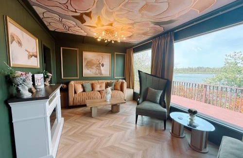 Dunes City Hotel | The Florentine Waterfront Hotel