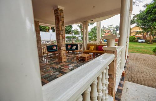 Kireka House | The Forest House - Kawuku-Bunga