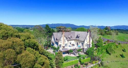 Whakamarama Cabin | The French Country House, Tauranga