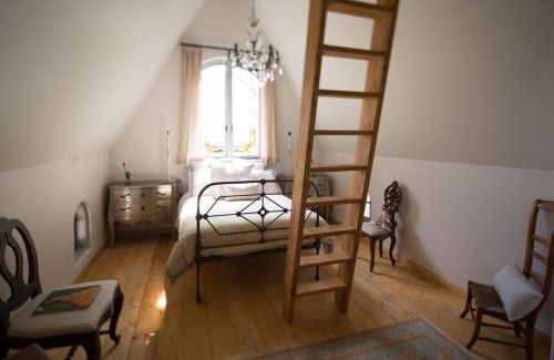 Whakamarama Cabin | The French Country House, Tauranga