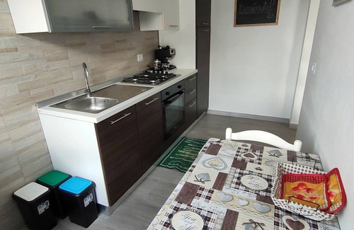 Assemini Apartment | The Friend's House I