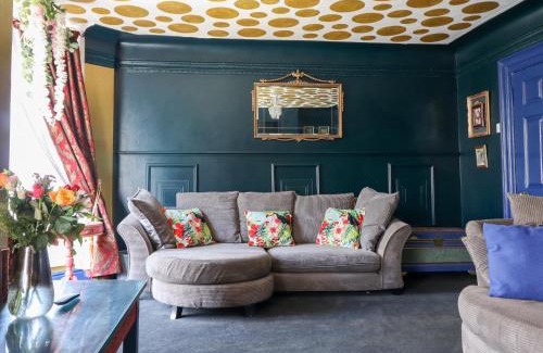 Treffynnon Apartment | The Funky Flat