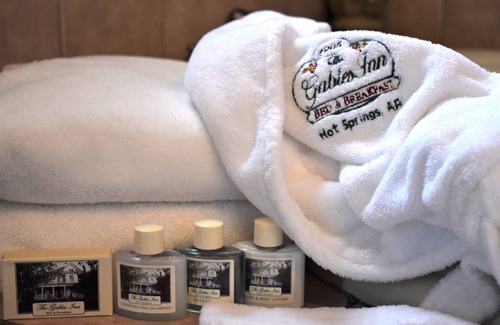 Hot Springs Bed & Breakfast | The Gables Inn Bed & Breakfast