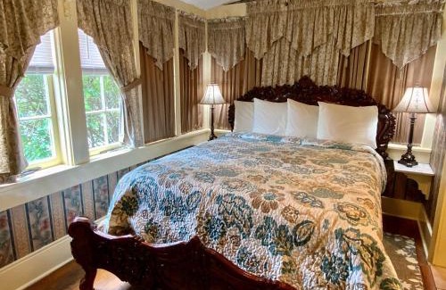 Hot Springs Bed & Breakfast | The Gables Inn