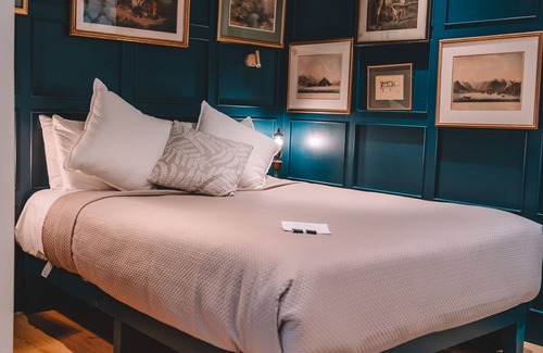Summertown Hotel | The Galaxie