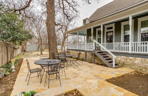 Stephenville Hotel | The Gallery House Boutique Hotel