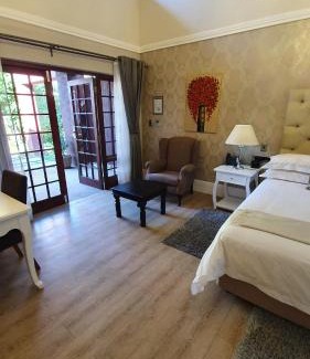 Komani Hotel | The Gallery