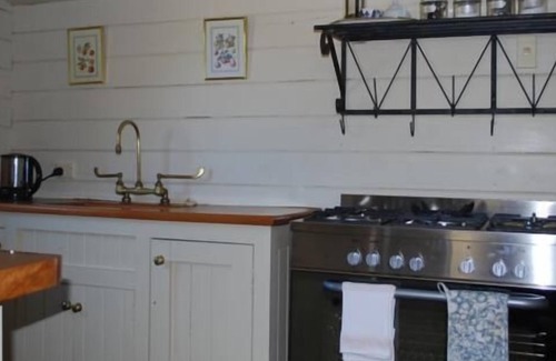 Featherston Cottage | The Gamekeeper's Cottage, Longwood