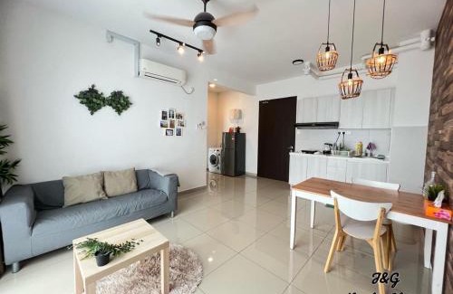 Sekudai Apartment | The Garden By J&G Vacation Homes