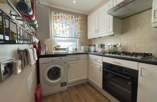Crieff Cottage | The Garden Flat - an apartment that sleeps 4 guests in 2 bedrooms