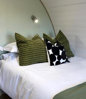 Buncrana Ski Chalet | The Garden Pod with Private Hot Tub