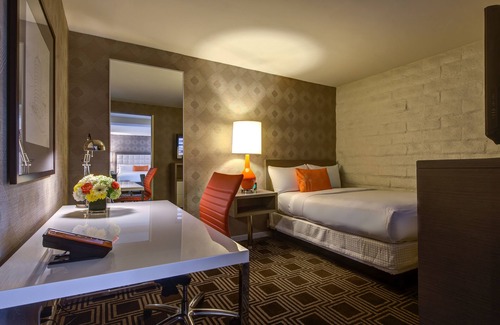 North Hollywood Hotel | The Garland
