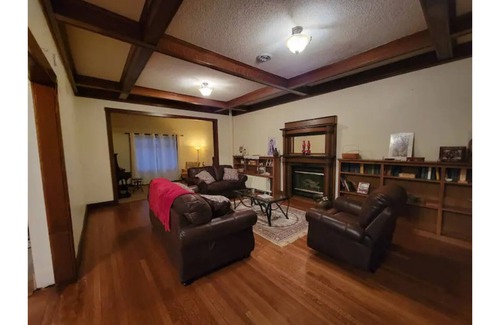 McCook House | The Garrett House.