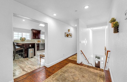 Marina House | The Gateway - Large Home Near Monterey & Beaches