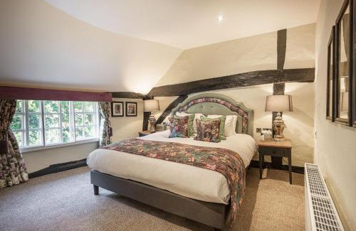 Dorchester-on-Thames Hotel | The George Hotel, Dorchester-on-Thames, Oxfordshire - The Coaching Inn Group