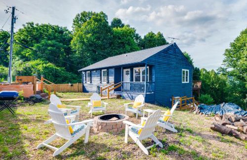 Burnt Chimney House | The Getaway Lodge in the Blue Ridge Mountains near Roanoke & Bedford